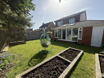 Sandy Close, Bradley Stoke, BS32