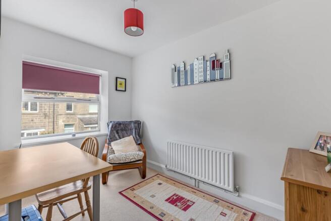 2 bed Flat for sale Image 8