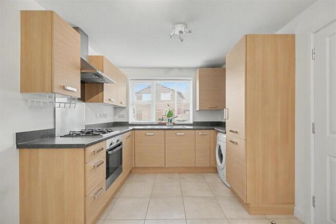 Kitchen_2.jpeg