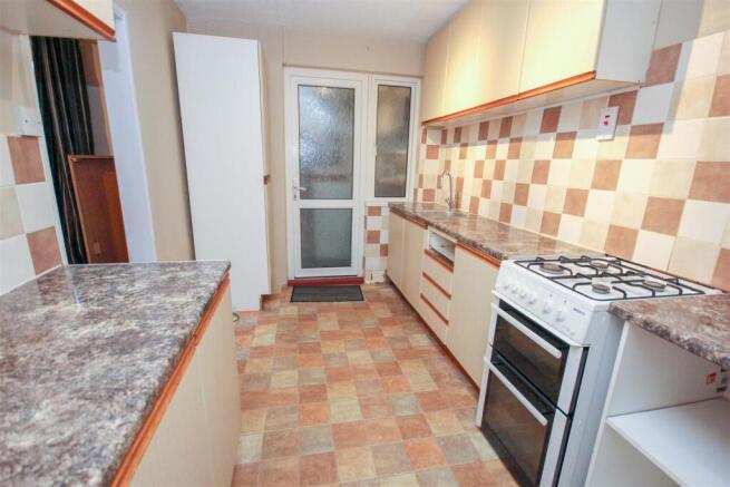 Kitchen..jpg