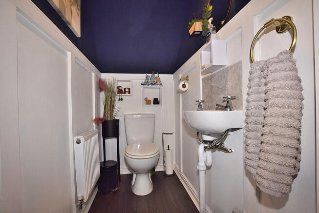3 bed Semi-Detached to rent Image 10