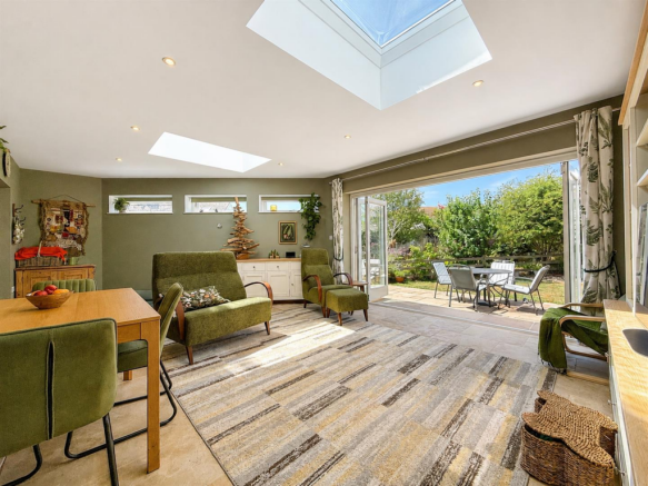 Main Living Room Towards Rear Garden.png