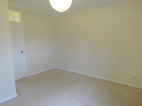 Bedroom One 1.JPG