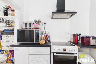 3 bed Terraced for sale Image 12