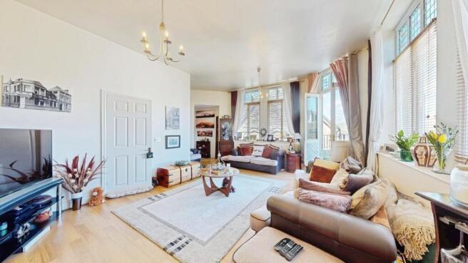 3 bed Town House for sale Image 11