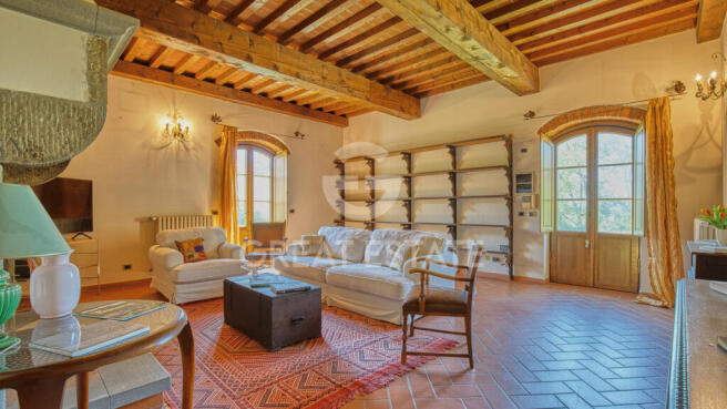 Interno