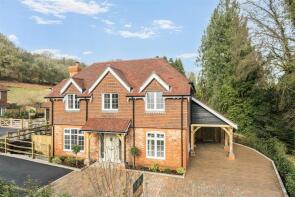 Apogee, Critchmere Hill, Haslemere GU27 1LS