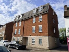 5, 3 Caxton Lodge, Dellsome Lane, Welham Green, Hatfield AL9 7DY