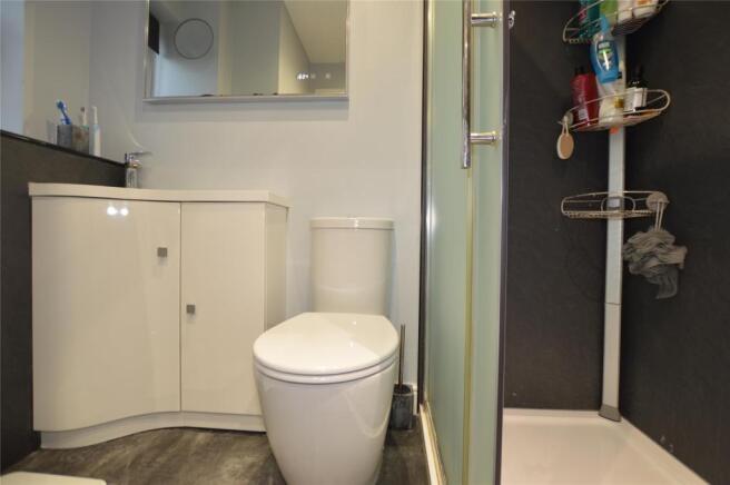 Bedroom 1 ensuite