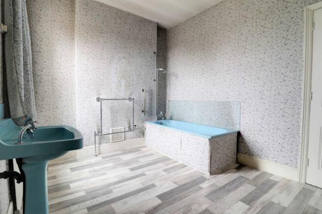 Large Bathroom