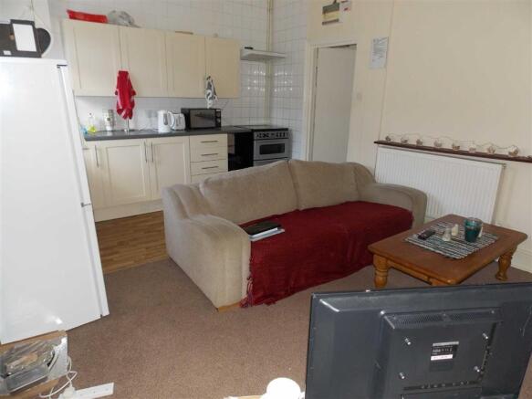 Living room/kitchen