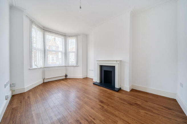 1438340-2-69d92c4...