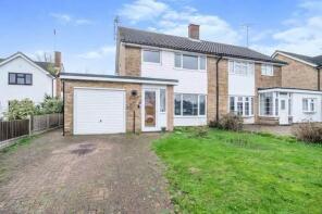 21, Swallow Dale, Kingswood, Basildon SS16 5JD