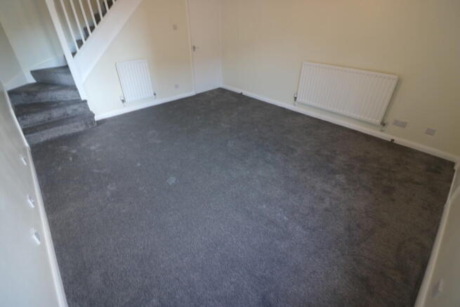 2 bed Semi-Detached to rent Image 4
