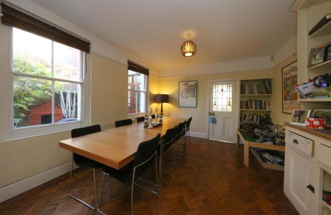 2 Highfield Rd 7507.JPG