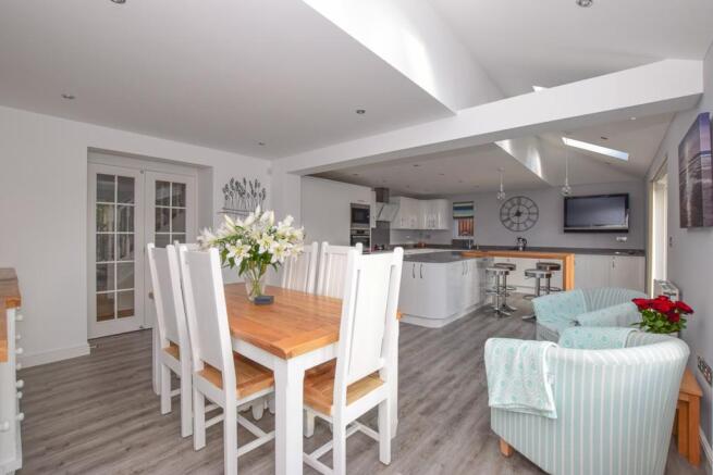 Kitchen / Diner