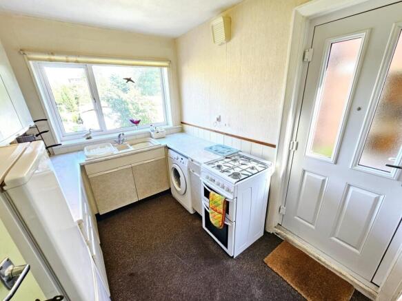 3 bed Semi-Detached for sale Image 5