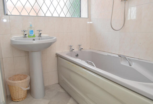 Photo 13