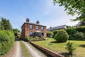 Fairview, Horsepond Road, Gallowstree Common, Reading RG4 9BX