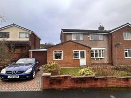 2, Birchgrove Avenue, Gilesgate Moor DH1 1DE