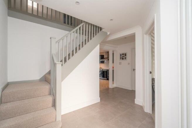 8 Blackmore Way (1061 of 86).jpg