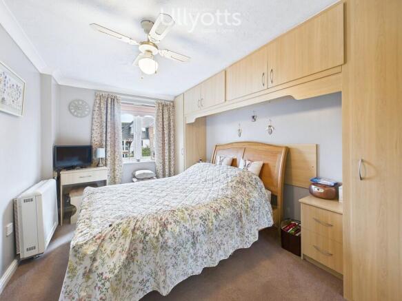1 bed Flat for sale Image 5
