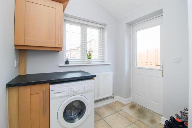 2 bed House for sale Image 6