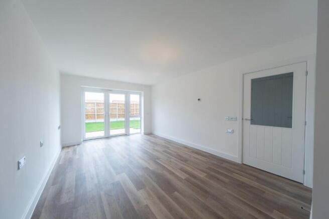 2 bed Semi-Detached Bungalow for sale Image 6