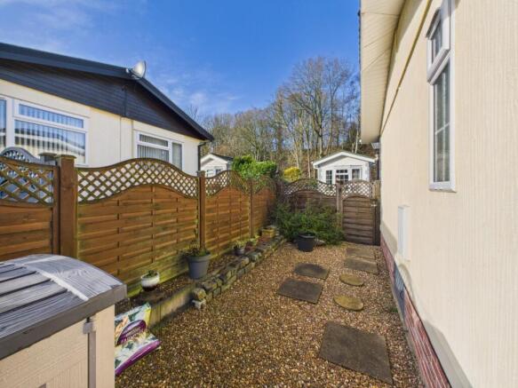 2 bed Park Home for sale Image 11