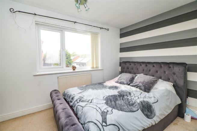 REAR BEDROOM