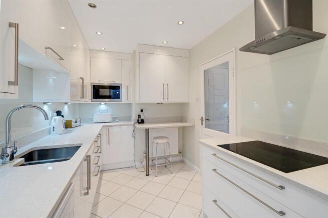 Cornford Close, Bromley, BR2 photo 4
