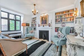29, Cavendish Gardens, Trouville Road, London SW4 8QW