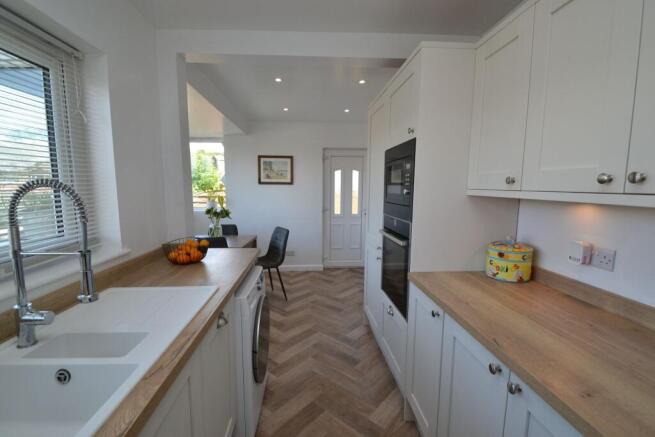 3 bed Semi-Detached for sale Image 9