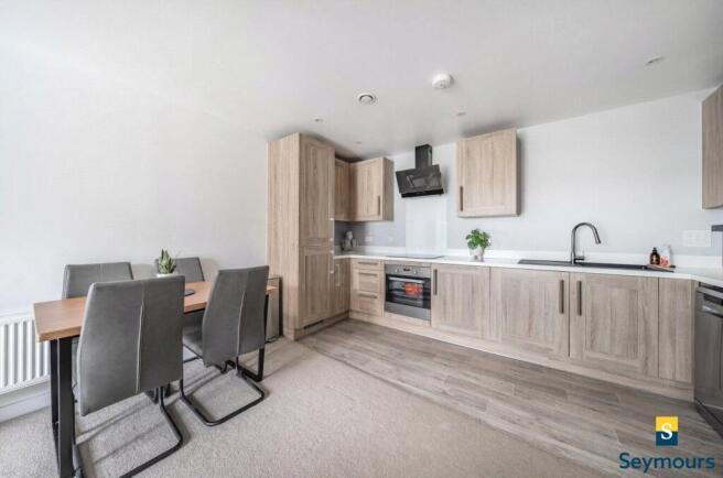 Dining/Kitchen