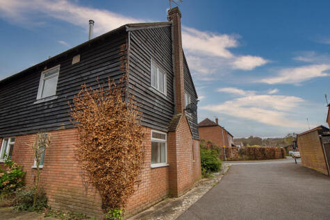Riverside Close, Canterbury, CT4