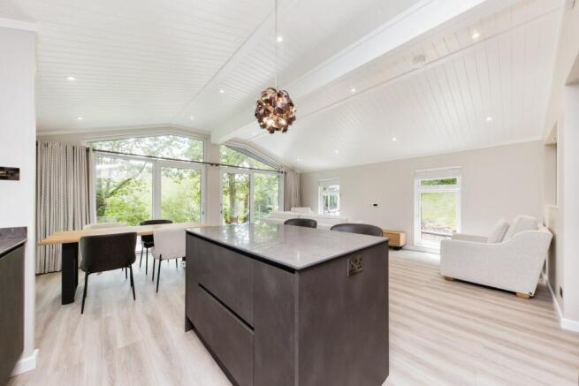 Kitchen/Lounge