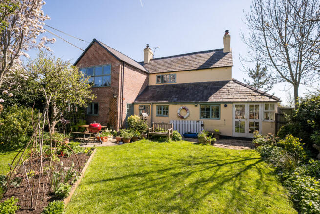 Rear Garden 4.JPG
