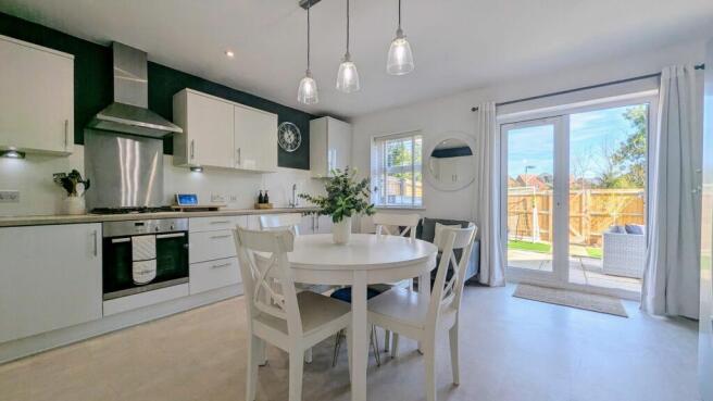 Kitchen/Dining Room