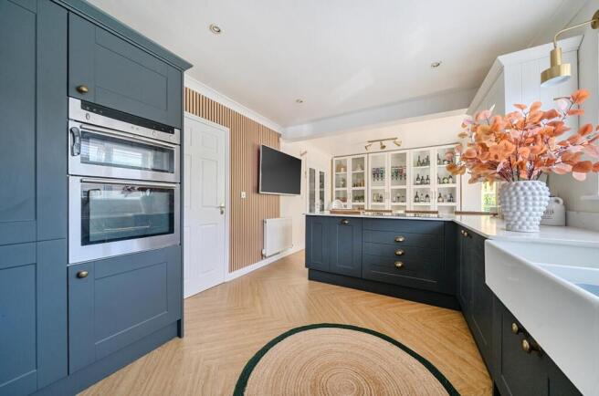 kitchen2.jpg