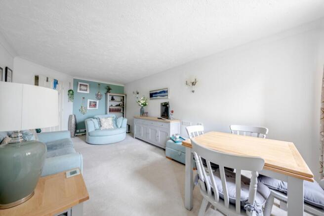 1 bed Flat for sale Image 6