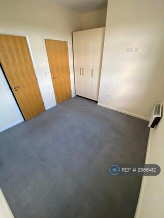 2 bed Flat to rent Image 8