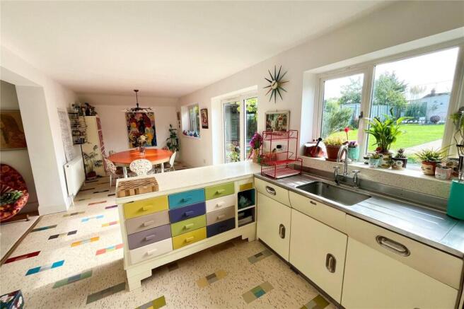 Kitchen/Dining Room