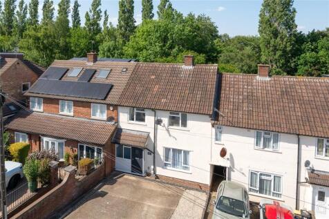 Pemberton Close, St. Albans, Hertfordshire