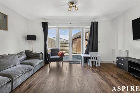 Arisdale Avenue, South Ockendon