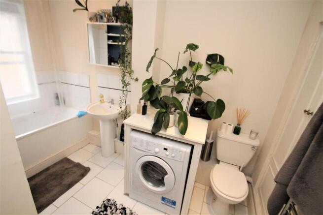 Bathroom.JPG