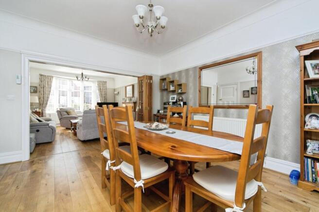 Kinard Drive, Rhyl, Denbighshire, LL18 photo 4
