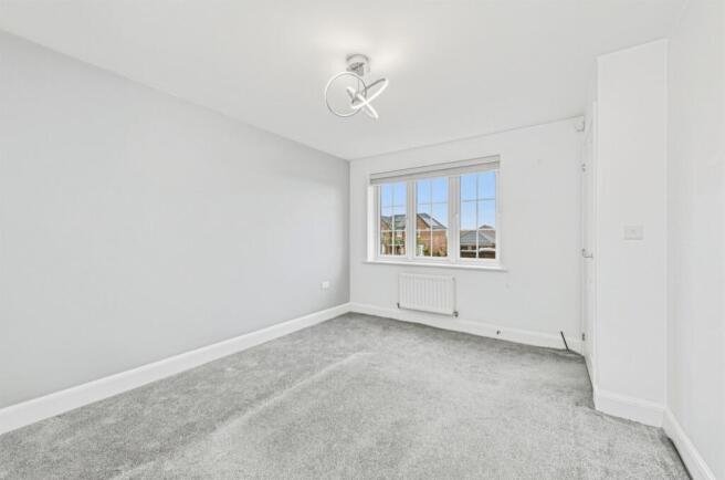 3 bed Semi-Detached for sale Image 5
