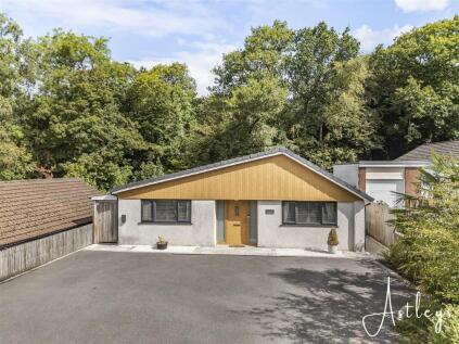 Castle Drive, Neath, SA11