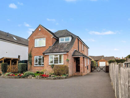 Lower Blandford Road, Broadstone, BH18 8