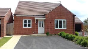 1, Ganderton Close, Worcester WR7 4FE